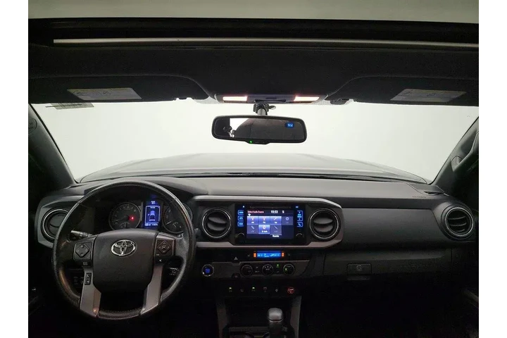 $25998 : Toyota Tacoma 2017 4x2 TRD O image 9