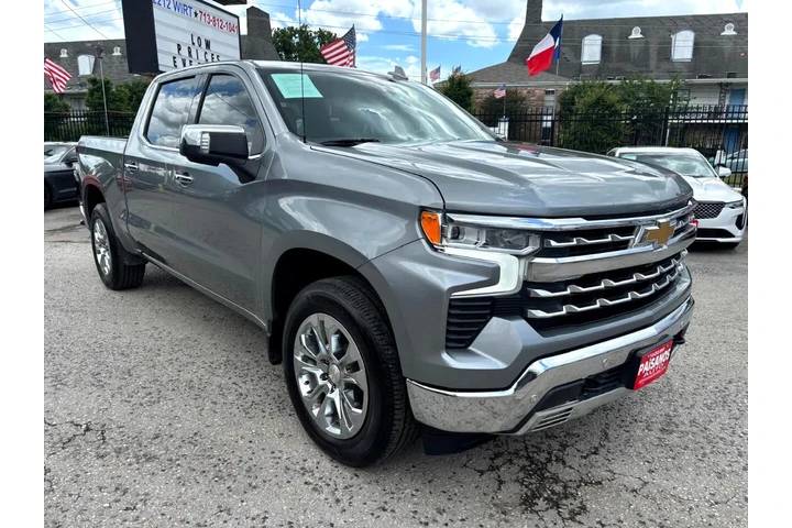 2023 Silverado 1500 LTZ image 2