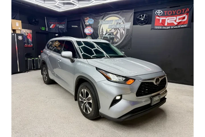 $18995 : 2020 Highlander image 1