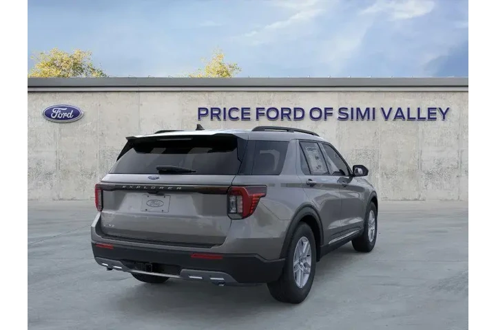 $38265 : Ford Explorer 2025 Active 4d image 8