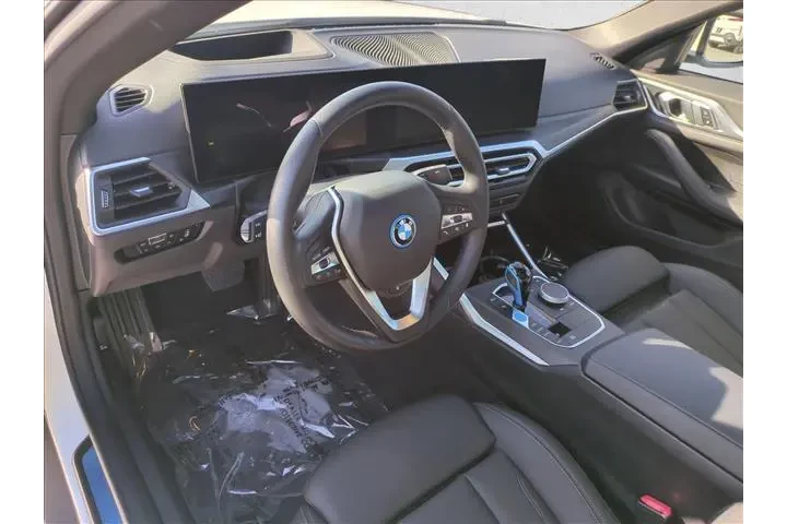 $31999 : BMW i4 2023 eDrive35 Gran Co image 10