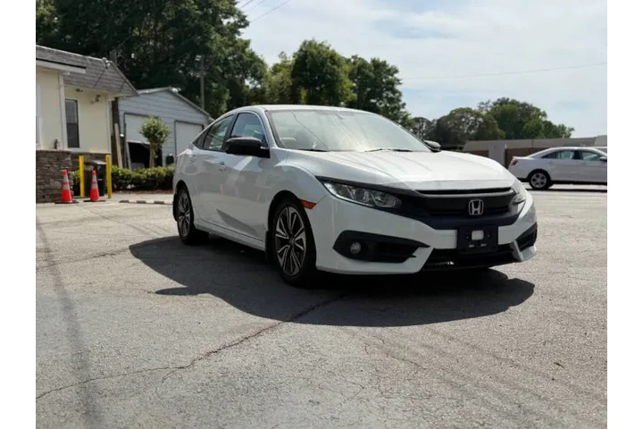 2016 Civic EX-T image 9