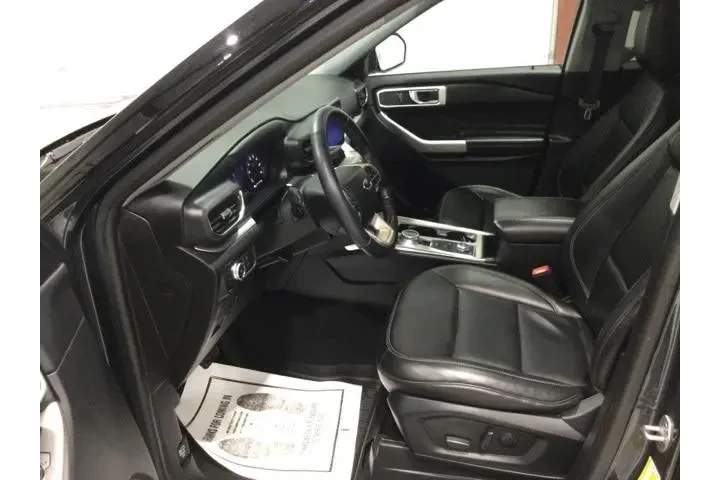 $28900 : Ford Explorer 2022 AWD XLT 4 image 9