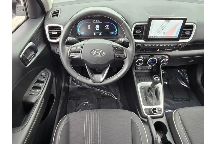 $24585 : Hyundai VENUE 2025 Limited 4 image 8