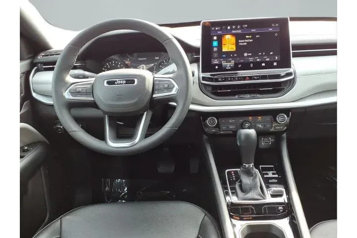 $25338 : Jeep Compass 2025 4x4 Limite image 4