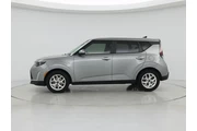 $17998 : Kia Soul 2023 LX 4dr Crossov thumbnail