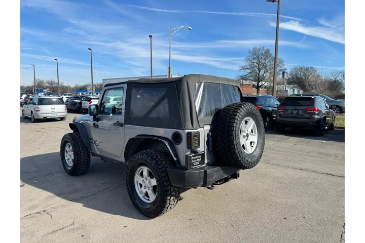 $9980 : 2013 Wrangler 4WD 2dr Sport image 4