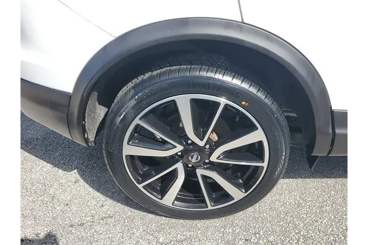 $9990 : Nissan Rogue Sport 2017 S 4d image 7