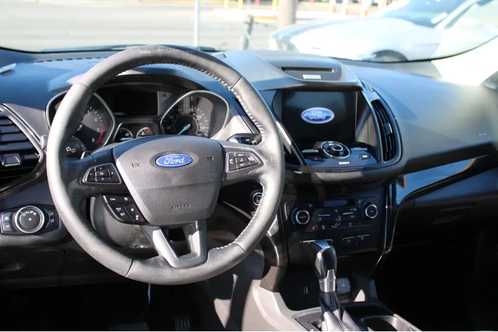 $9995 : 2017 Escape Titanium 4WD image 8