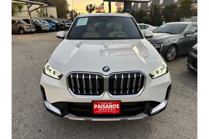 2025 BMW X1 xDrive28i image 2