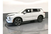 $15991 : Mitsubishi Outlander 2022 ES thumbnail