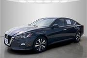 $22995 : Pre-Owned 2022 Altima 2.5 SV thumbnail