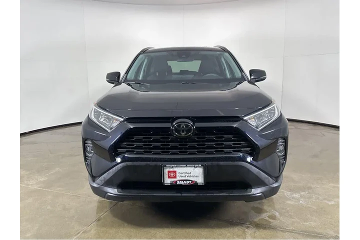 $23597 : Silver Certified2020 RAV4 XLE image 8