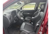 $11444 : Jeep Compass 2017 4x4 Latitu thumbnail