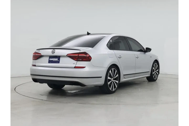 $15998 : Volkswagen Passat 2018 V6 GT image 8