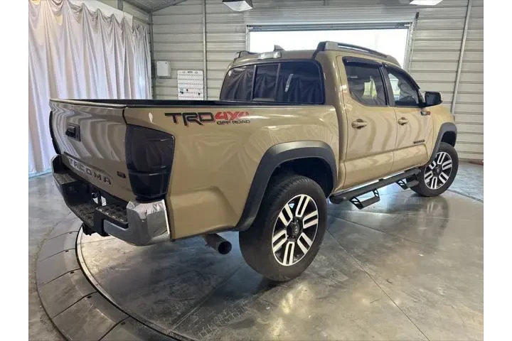 $24995 : Toyota Tacoma 2018 4x4 TRD P image 5
