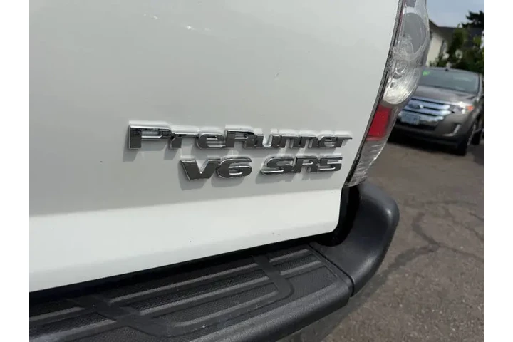 $18995 : 2011 Tacoma PreRunner V6 image 10