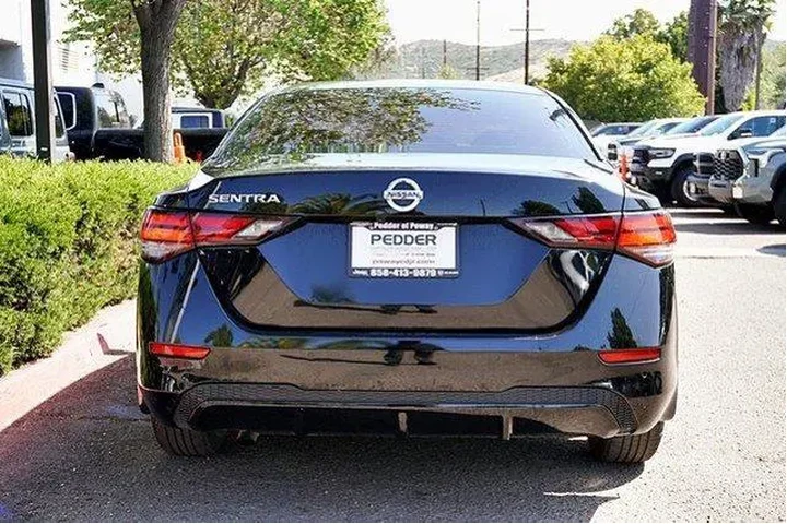 $13998 : Nissan Sentra 2021 S 4dr Sed image 9