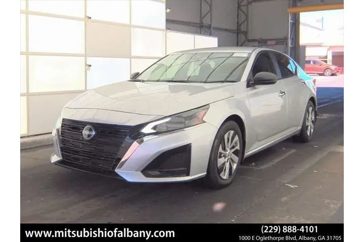 $21242 : Nissan Altima 2024 2.5 S 4dr image 1