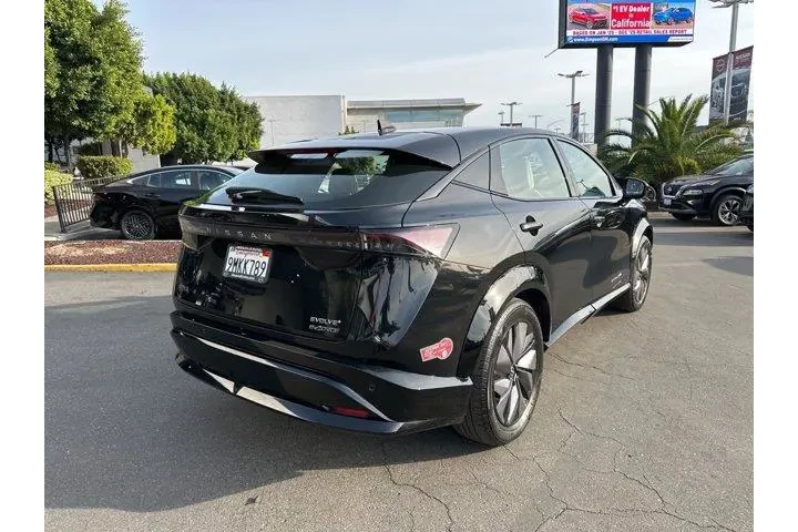 $23991 : Nissan Ariya 2024 AWD Engage image 7