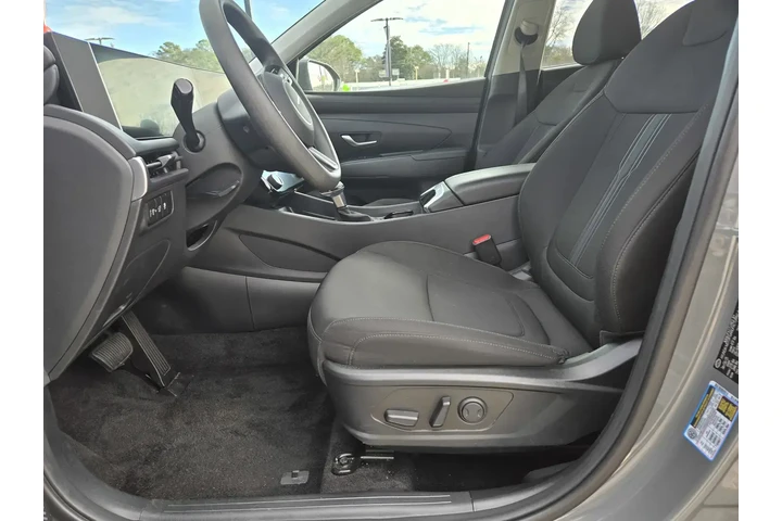 $28500 : Hyundai TUCSON 2025 SEL 4dr image 6