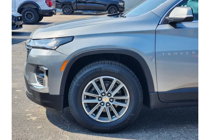 $28759 : Chevrolet Traverse 2023 4x4 image 9