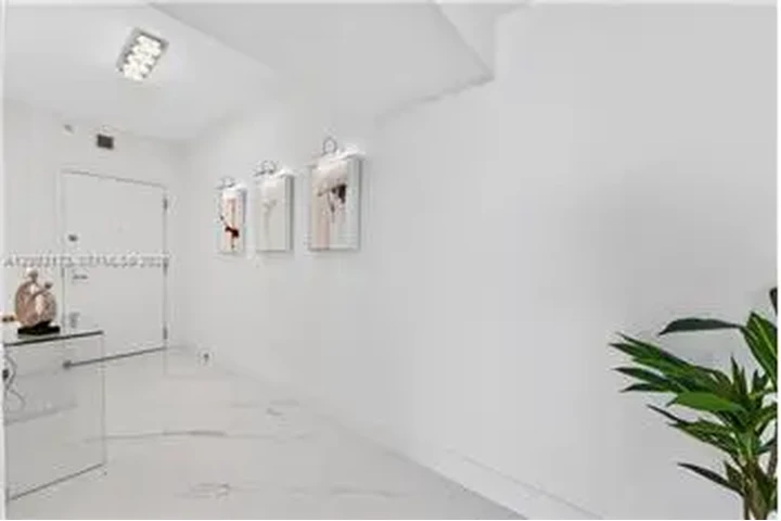 $5490 : Rental property with 2 bedro image 5