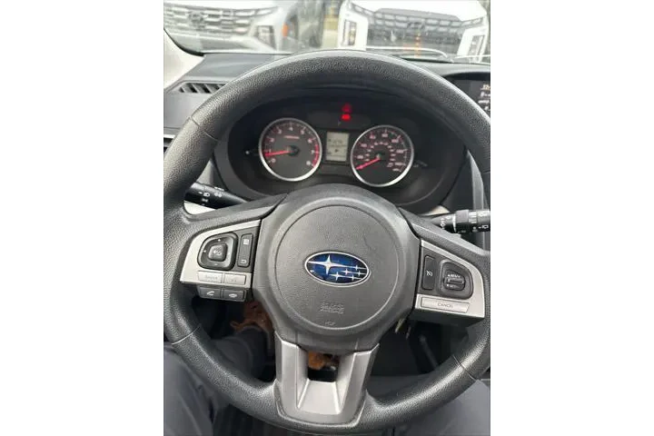 $15605 : Subaru Forester 2018 AWD 2.5 image 1