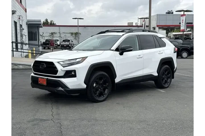 $37395 : Toyota RAV4 2024 AWD TRD Off image 1