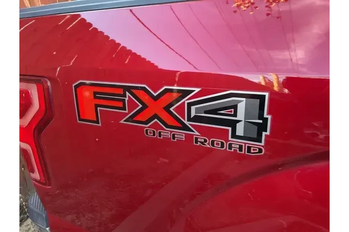 $31406 : Ford F-150 2020 4x4 XL 4dr S image 6