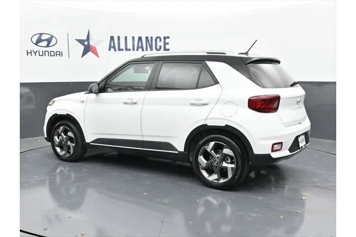 $20978 : Hyundai VENUE 2025 Limited 4 image 4