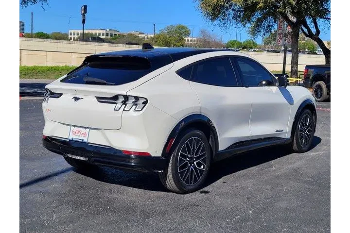 $33000 : Ford Mustang Mach-E 2024 Pre image 3