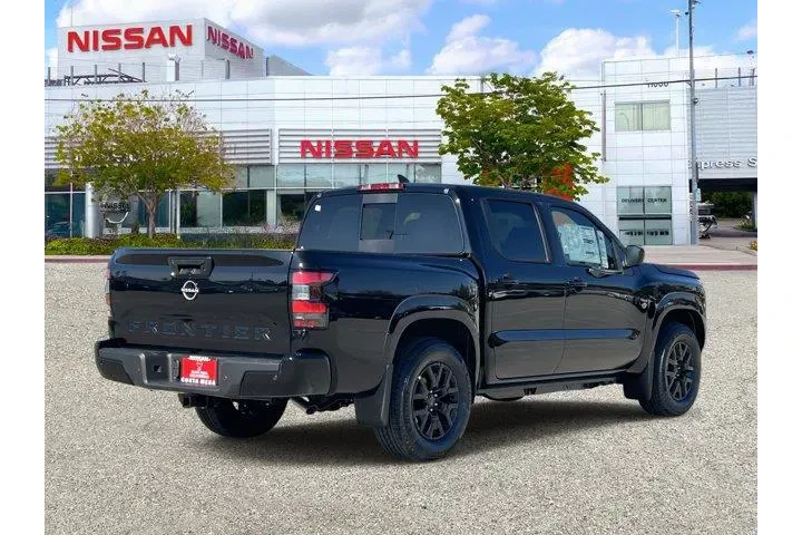 $38035 : Nissan Frontier 2026 4x2 S 4 image 4