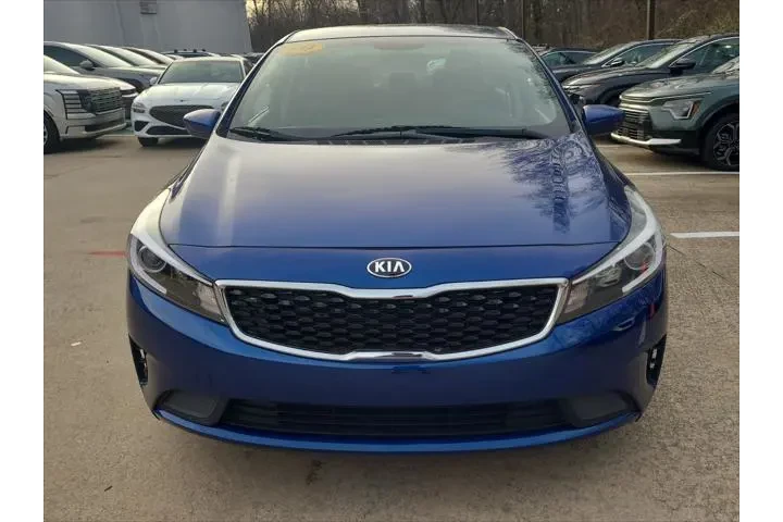 $11993 : Kia Forte 2018 LX 4dr Sedan image 5