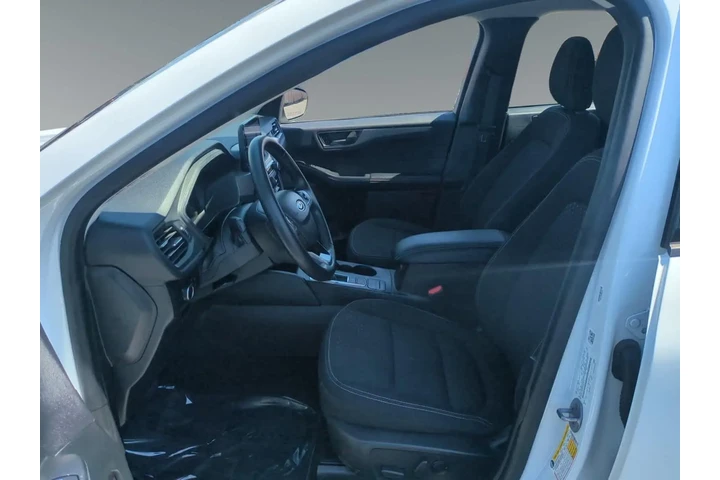 Ford Escape 2023 Active 4dr image 9