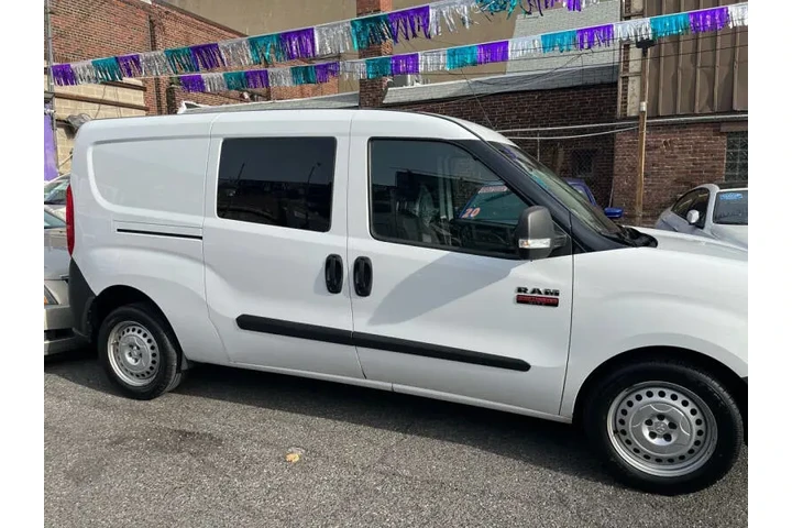2016 RAM ProMaster City image 5