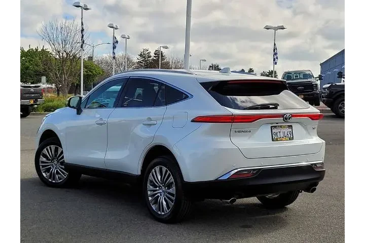 $35200 : Toyota Venza 2024 AWD LE 4dr image 6