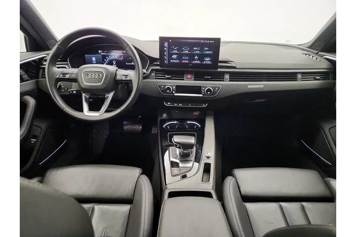 $24998 : Audi A4 2023 AWD quattro S l image 9