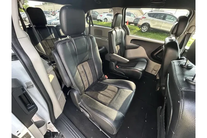 $8990 : 2017 Grand Caravan SXT image 8
