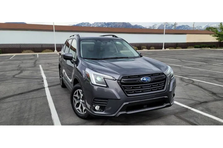 $25500 : 2024 Forester Premium image 3