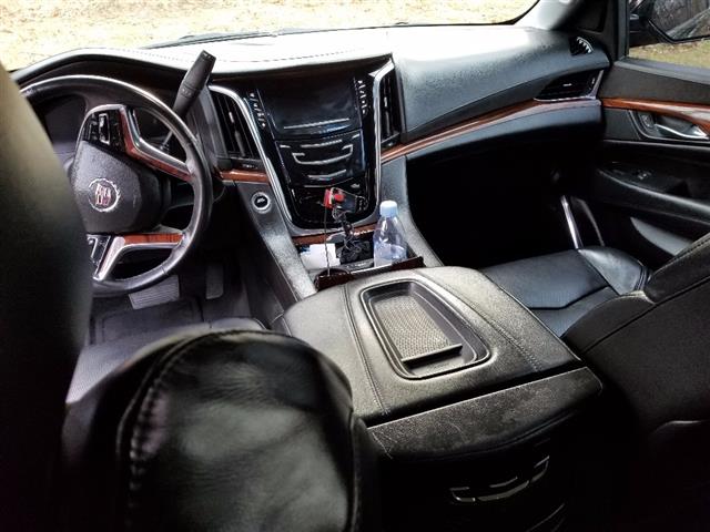 $23000 : 2015 Cadillac Escalade AWD Pre image 3