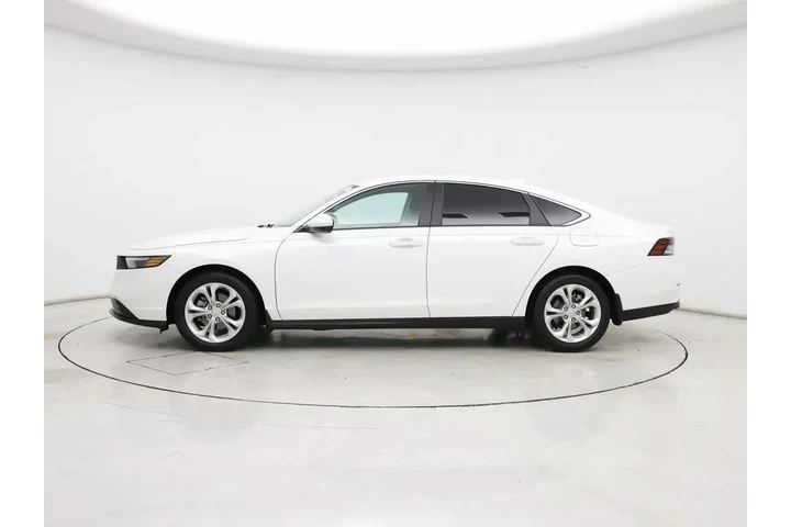 $24998 : Honda Accord 2024 LX 4dr Sed image 3