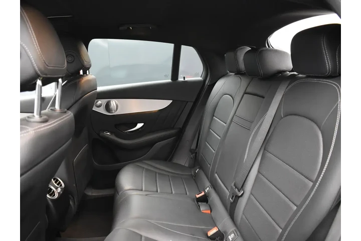 $29252 : Mercedes-Benz GLC 2021 AWD G image 10