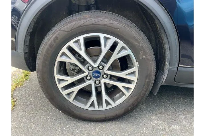 $17355 : Ford Escape 2021 AWD SEL 4dr image 5