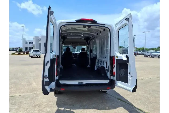 $34988 : Ford Transit 2023 AWD 250 3d image 4