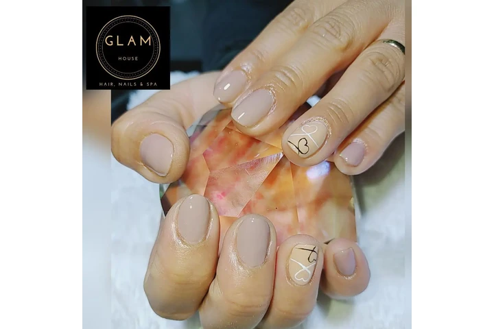 Glam House SPA image 4