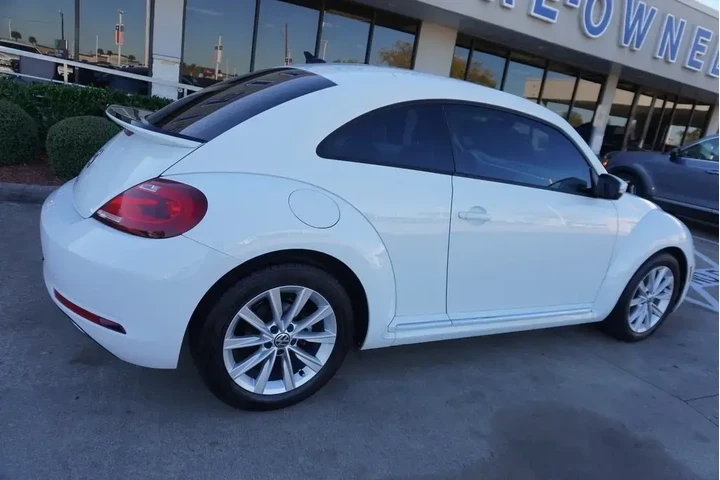 $18988 : Volkswagen Beetle 2017 1.8T image 6