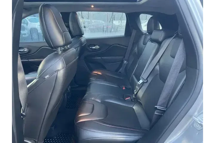 $18401 : Jeep Cherokee 2020 4x4 Trail image 10