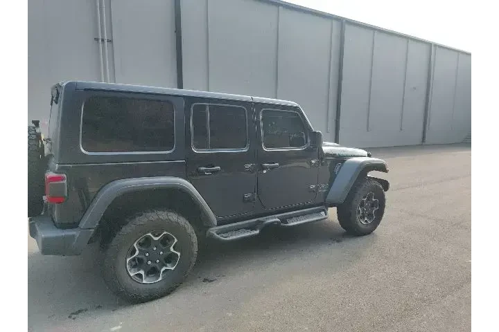 $31999 : Jeep Wrangler Unlimited 2021 image 3