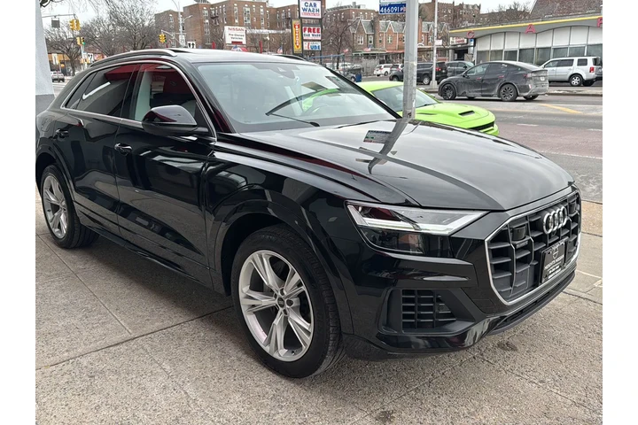 $39990 : Audi Q8 2022 AWD quattro Pre image 1